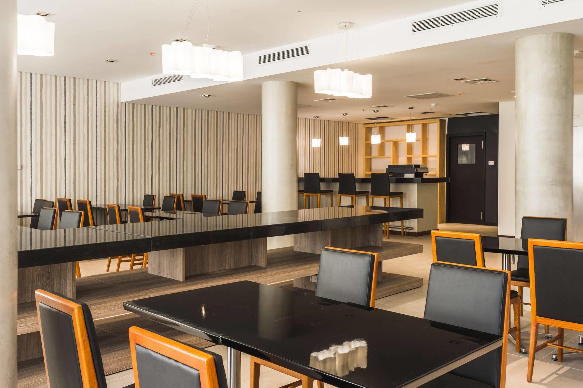 Frontier Hotel リベラ エクステリア 写真